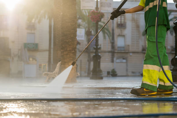 Best Parking Lot and Garage Cleaning  in North Lindenhurst, NY